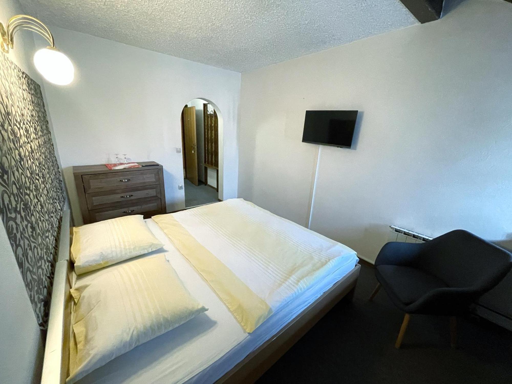 Reich Motel Веленє Екстер'єр фото