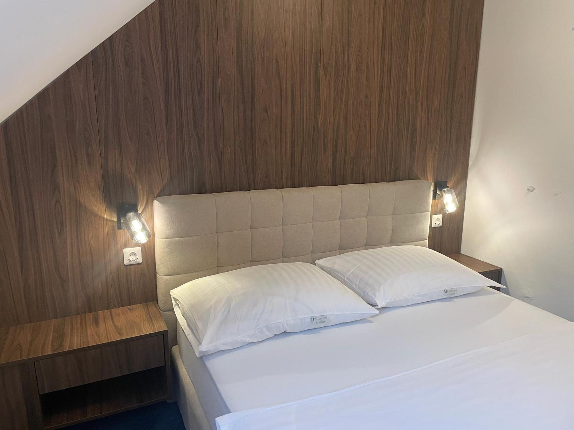 Reich Motel Веленє Екстер'єр фото