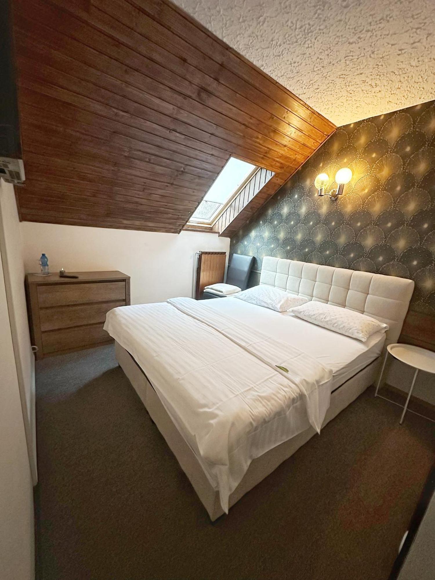 Reich Motel Веленє Екстер'єр фото
