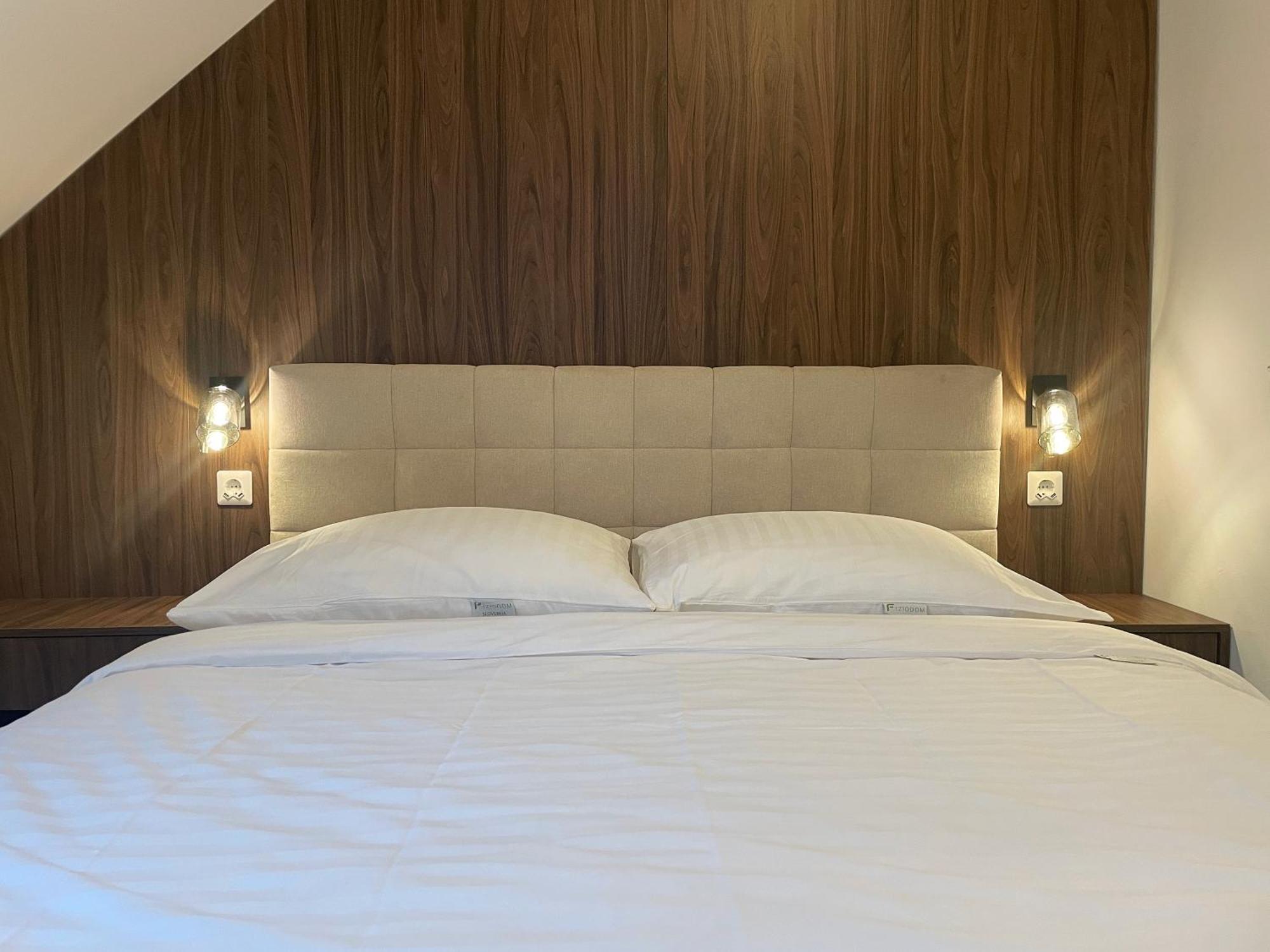 Reich Motel Веленє Екстер'єр фото