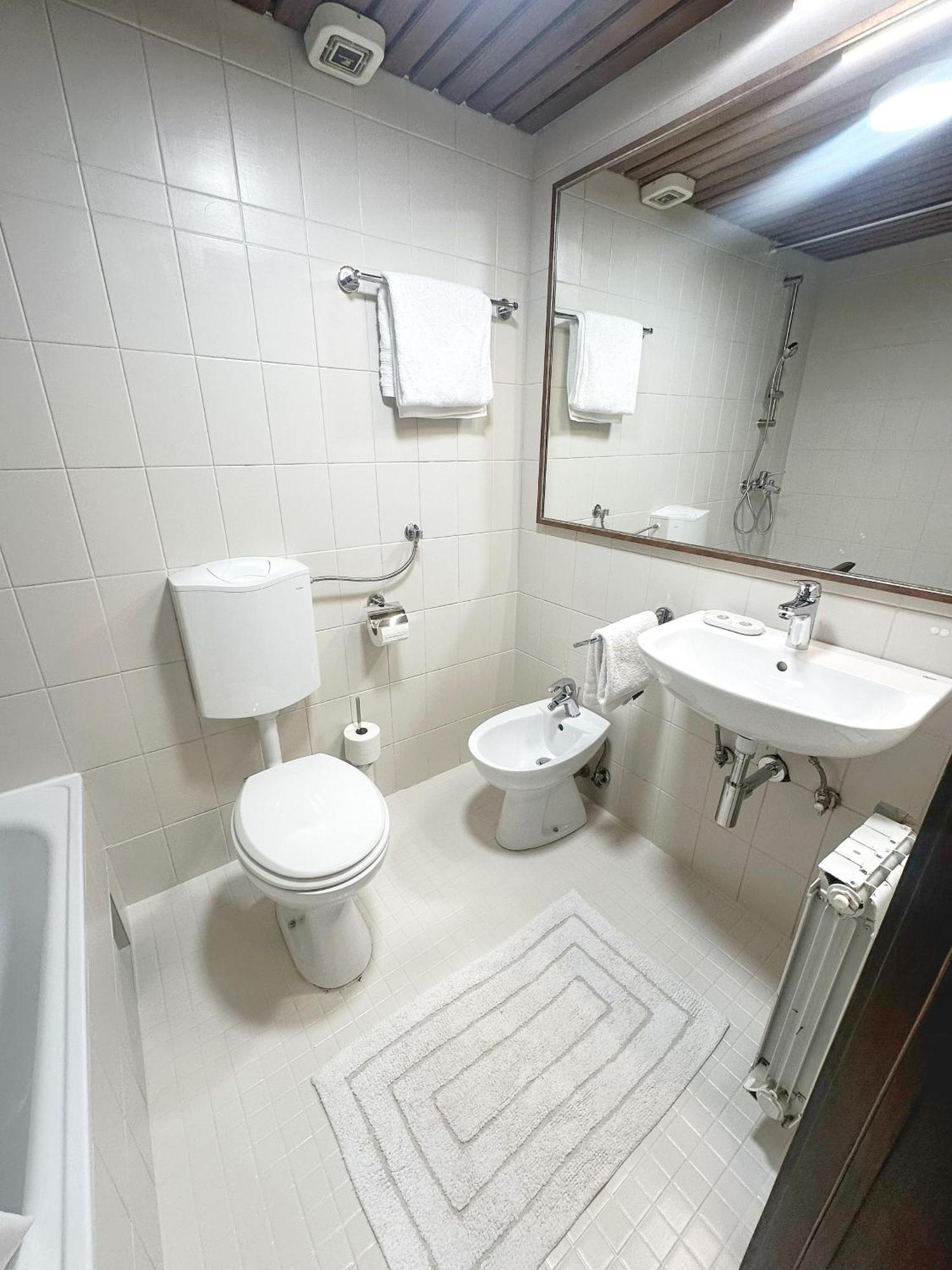 Reich Motel Веленє Екстер'єр фото